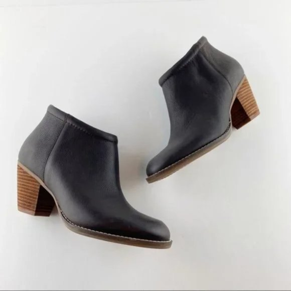 Cole Haan Shoes - Cole Haan Brown Heeled Prynne Booties Size 8